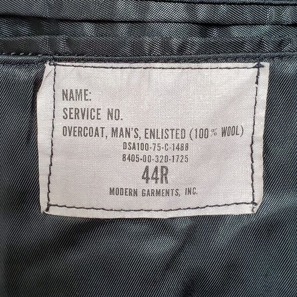 U.S. Navy Enlisted Wool Overcoat Men’s 44R Vintage Military Coat Pewter Buttons - Picture 6 of 7